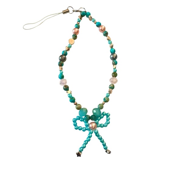 Sediment Jasper, Crystals and Glass Pearl Bow Phone Wrist Lanyard. - Picture 6 of 6